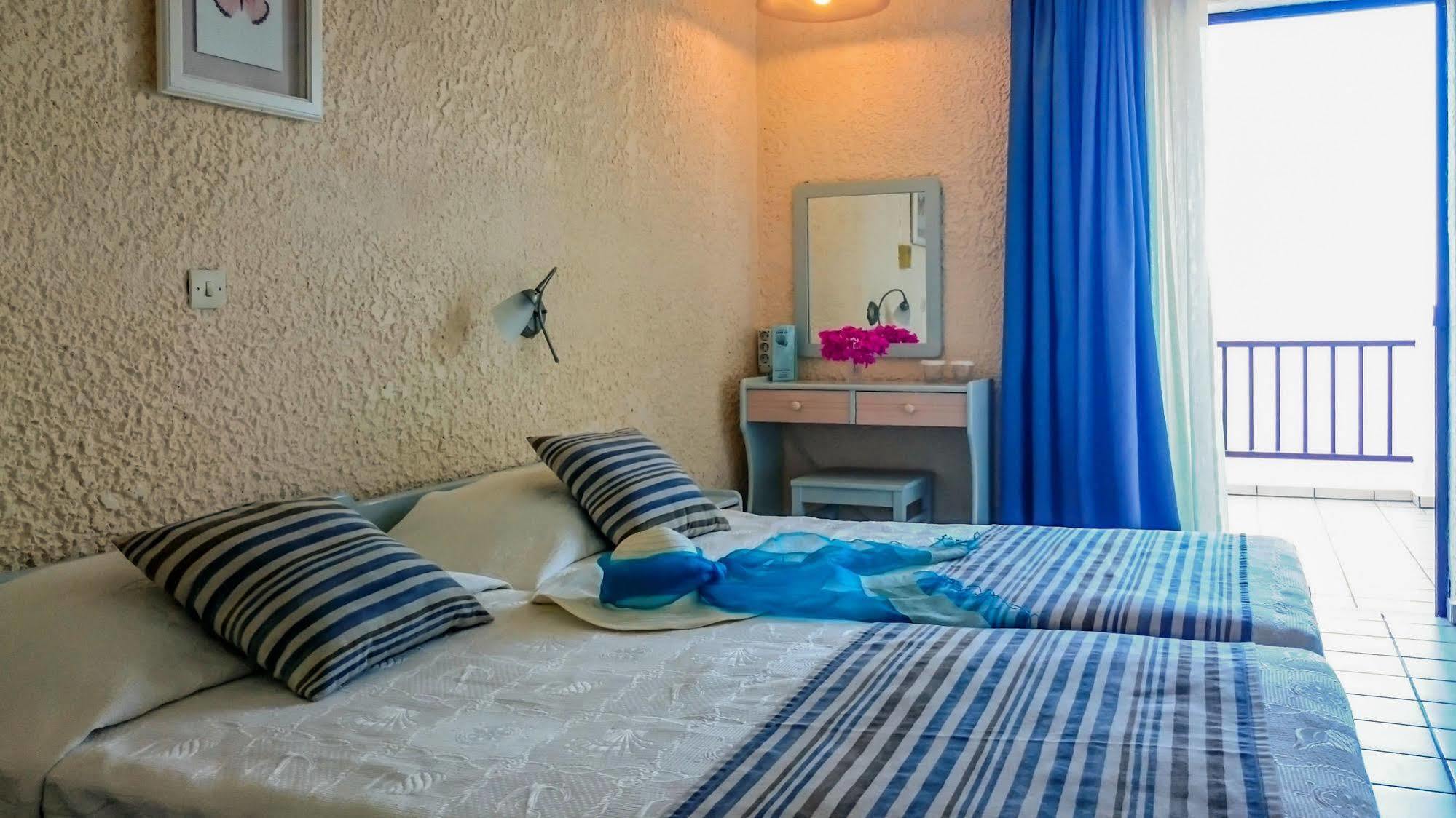 Cavos Bay Hotel & Studios Armenistis  Extérieur photo